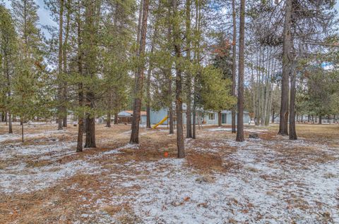 Tiny photo for 51448 Cedar Road, La Pine, OR 97739 (MLS # 220215625)