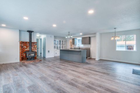 Tiny photo for 51448 Cedar Road, La Pine, OR 97739 (MLS # 220215625)