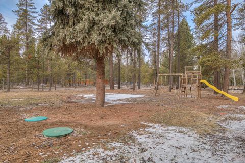 Tiny photo for 51448 Cedar Road, La Pine, OR 97739 (MLS # 220215625)