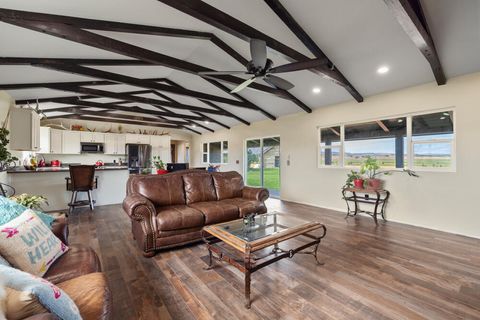 Tiny photo for 7122 E Langell Valley Road, Bonanza, OR 97623 (MLS # 220209849)
