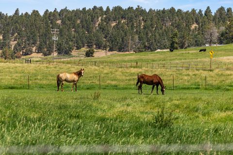 Tiny photo for 7122 E Langell Valley Road, Bonanza, OR 97623 (MLS # 220209849)