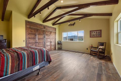 Tiny photo for 7122 E Langell Valley Road, Bonanza, OR 97623 (MLS # 220209849)