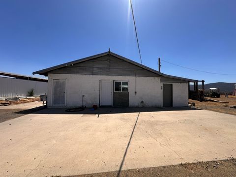Tiny photo for 7122 E Langell Valley Road, Bonanza, OR 97623 (MLS # 220209849)