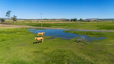 Tiny photo for 7122 E Langell Valley Road, Bonanza, OR 97623 (MLS # 220209849)