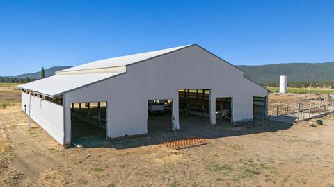 Tiny photo for 7122 E Langell Valley Road, Bonanza, OR 97623 (MLS # 220209849)