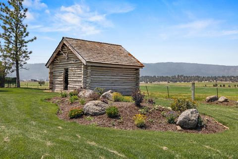 Tiny photo for 7122 E Langell Valley Road, Bonanza, OR 97623 (MLS # 220209849)