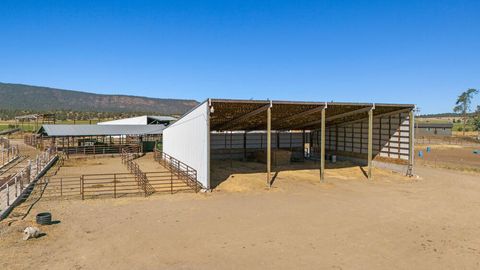 Tiny photo for 7122 E Langell Valley Road, Bonanza, OR 97623 (MLS # 220209849)