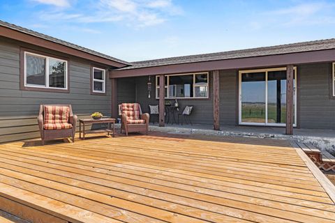 Tiny photo for 7122 E Langell Valley Road, Bonanza, OR 97623 (MLS # 220209849)