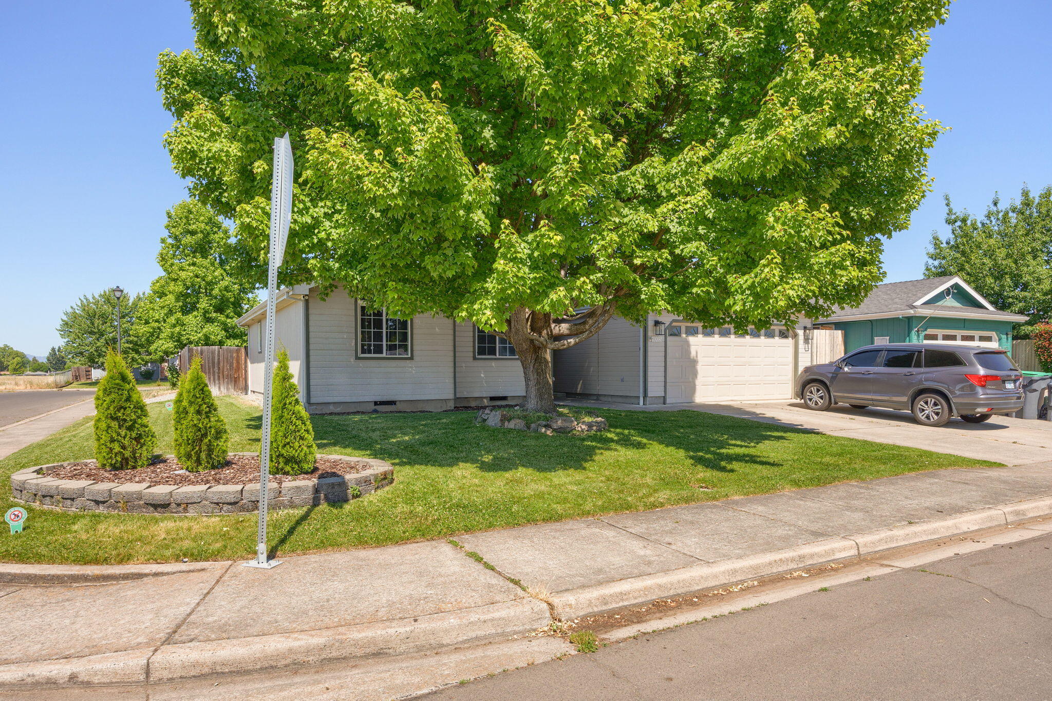 8005 Thunderhead Avenue