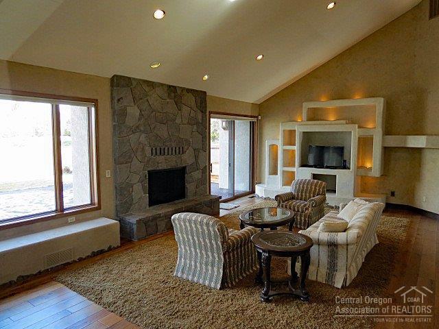 Fairway Crest Village - Residential