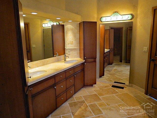 Fairway Crest Village - Residential