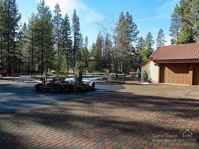 Fairway Crest Village - Residential