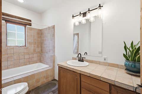 Tiny photo for 2298 Camp Baker Road, Medford, OR 97501 (MLS # 220224378)