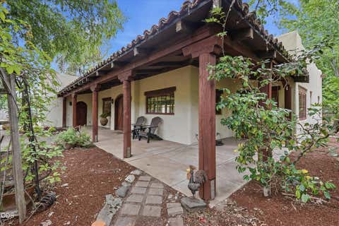 Photo of 2298 Camp Baker Road, Medford, OR 97501 (MLS # 220224378)