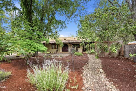 Tiny photo for 2298 Camp Baker Road, Medford, OR 97501 (MLS # 220224378)