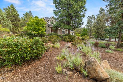 Tiny photo for 10847 Kestrel Road, Klamath Falls, OR 97601 (MLS # 220226911)