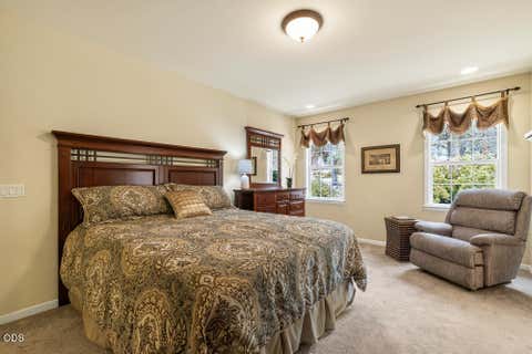Tiny photo for 10847 Kestrel Road, Klamath Falls, OR 97601 (MLS # 220226911)