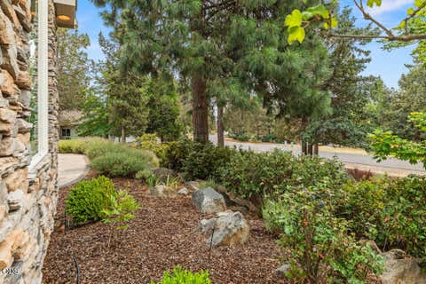 Tiny photo for 10847 Kestrel Road, Klamath Falls, OR 97601 (MLS # 220226911)