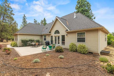 Tiny photo for 10847 Kestrel Road, Klamath Falls, OR 97601 (MLS # 220226911)