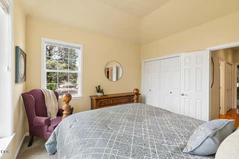 Tiny photo for 10847 Kestrel Road, Klamath Falls, OR 97601 (MLS # 220226911)