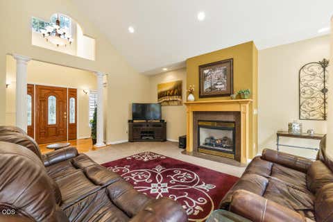 Tiny photo for 10847 Kestrel Road, Klamath Falls, OR 97601 (MLS # 220226911)