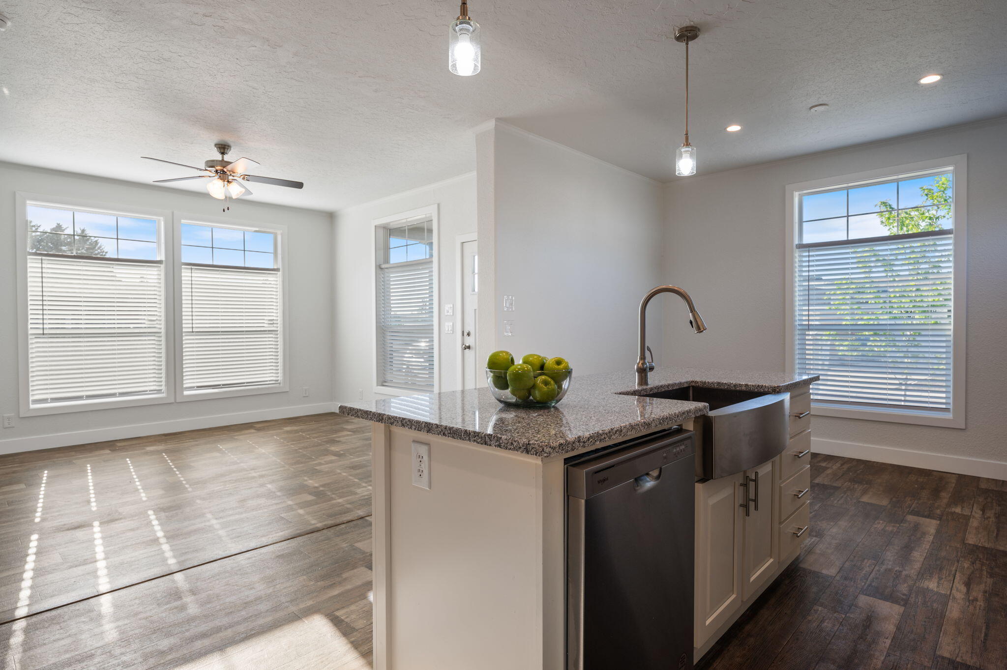 Cascade Vill Mob HP - Residential