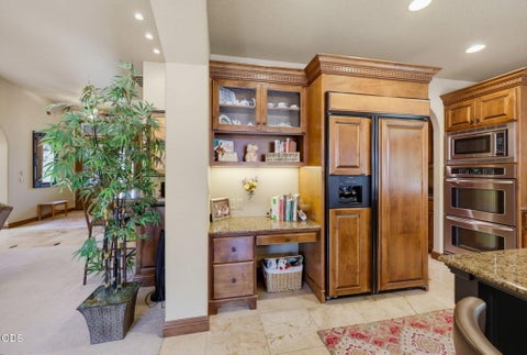 Tiny photo for 635 Seventh Fairway Drive, Medford, OR 97504 (MLS # 220223654)