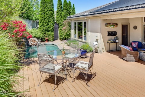 Tiny photo for 635 Seventh Fairway Drive, Medford, OR 97504 (MLS # 220223654)