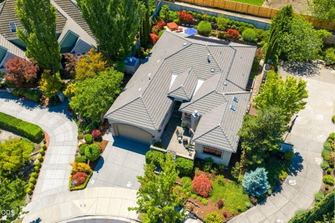 Tiny photo for 635 Seventh Fairway Drive, Medford, OR 97504 (MLS # 220223654)
