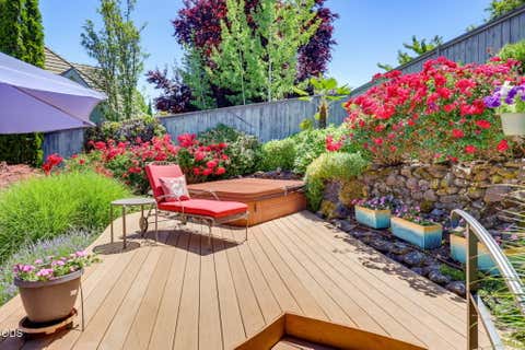 Tiny photo for 635 Seventh Fairway Drive, Medford, OR 97504 (MLS # 220223654)