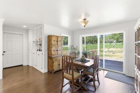 Tiny photo for 201 Hoffman Way, Grants Pass, OR 97526 (MLS # 220219682)