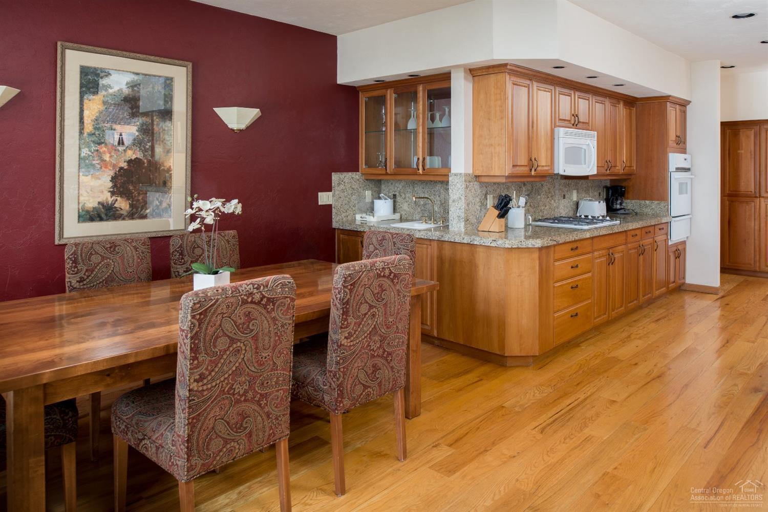 StoneTH - Residential