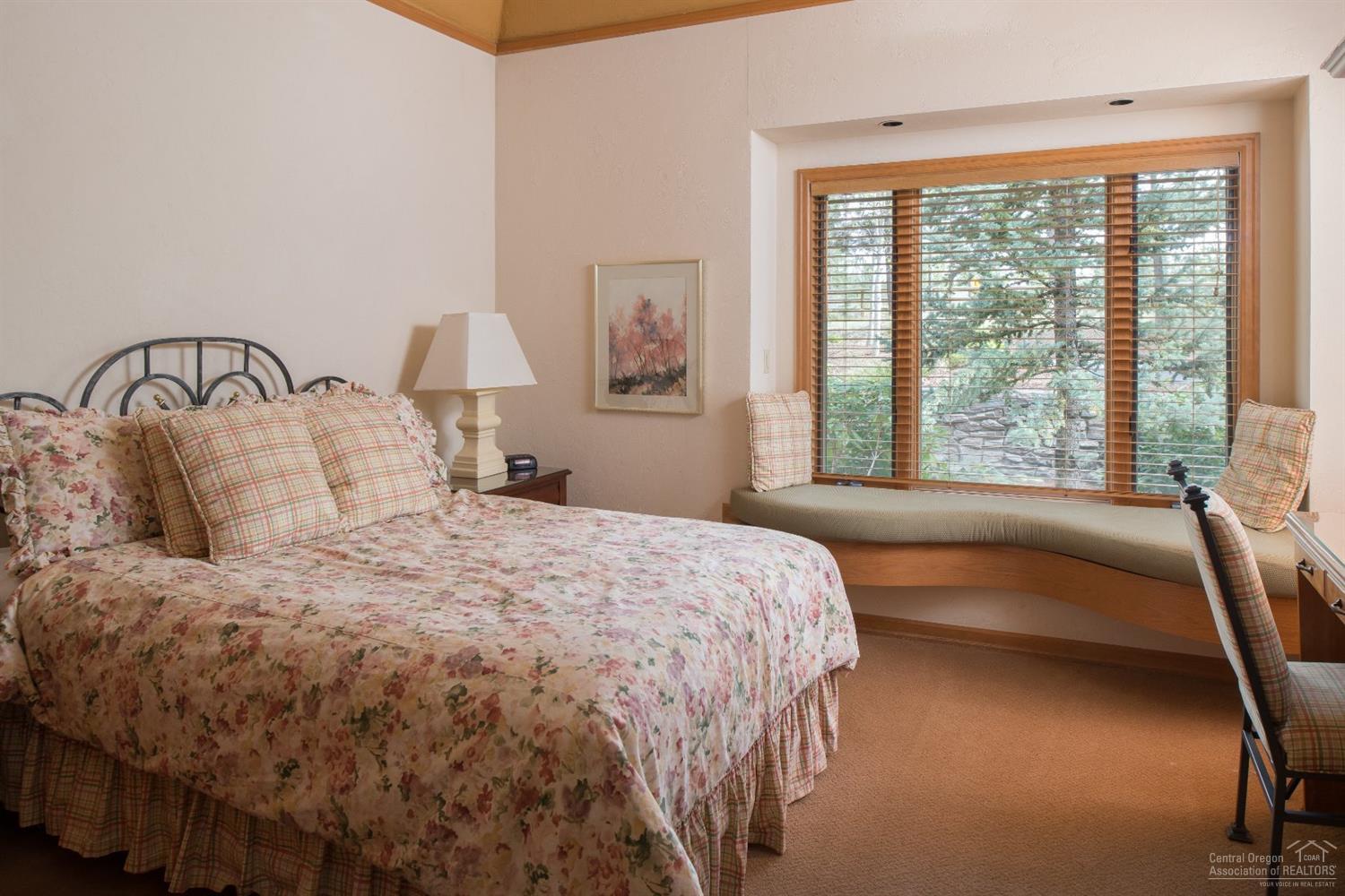 StoneTH - Residential