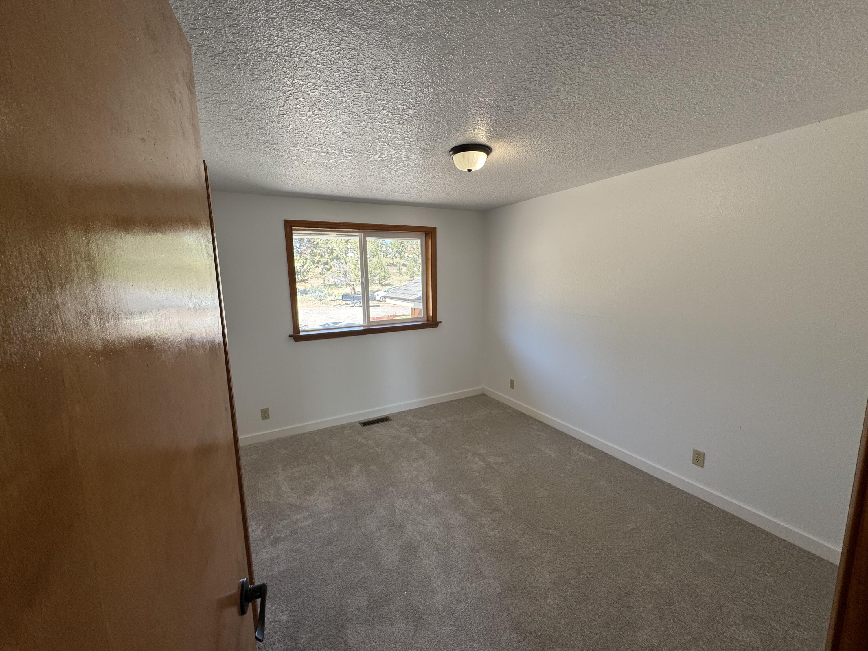 Madras Ranchos - Residential