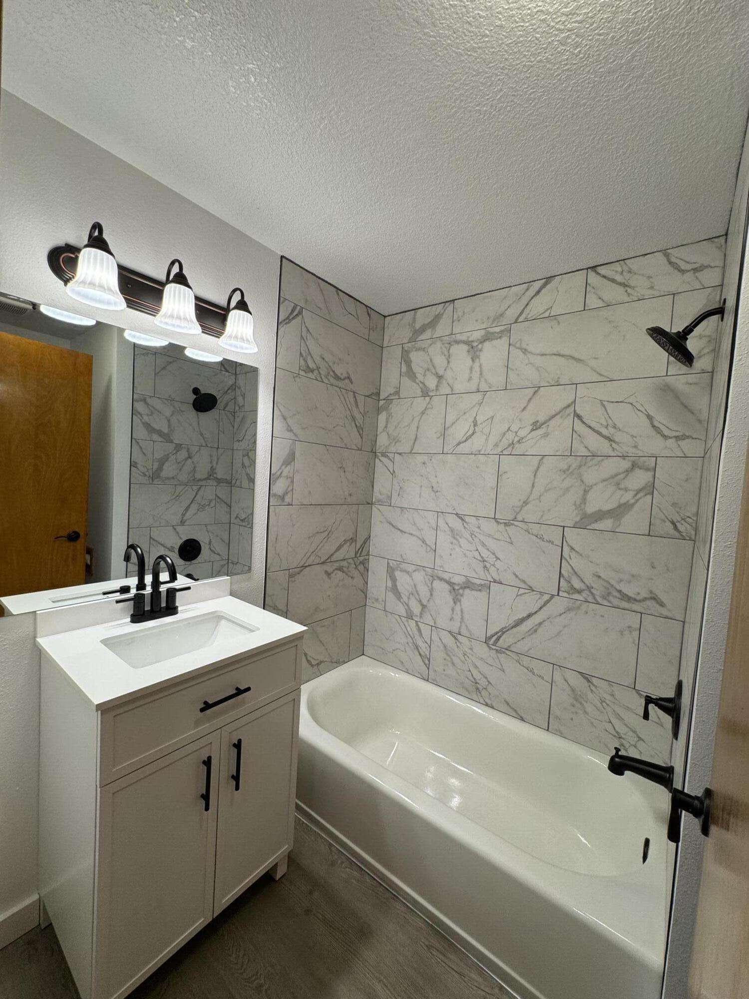 Madras Ranchos - Residential