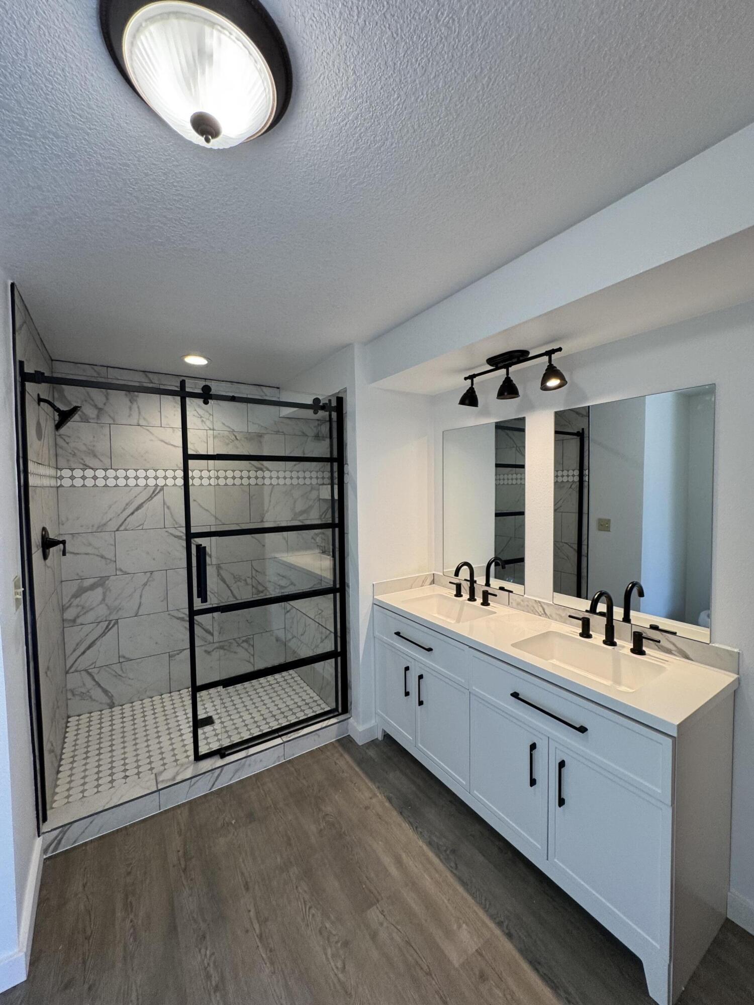 Madras Ranchos - Residential