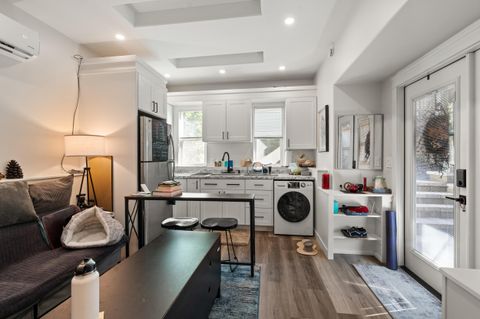 Tiny photo for 1625 Peachey Road, Ashland, OR 97520 (MLS # 220220059)