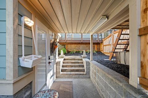 Tiny photo for 1625 Peachey Road, Ashland, OR 97520 (MLS # 220220059)