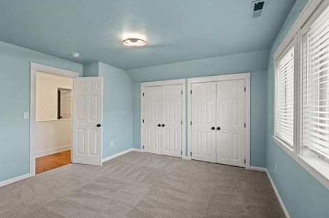 Tiny photo for 1625 Peachey Road, Ashland, OR 97520 (MLS # 220220059)