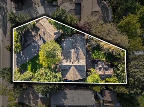 Tiny photo for 1625 Peachey Road, Ashland, OR 97520 (MLS # 220220059)