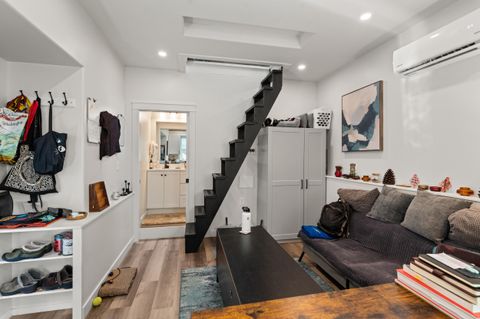 Tiny photo for 1625 Peachey Road, Ashland, OR 97520 (MLS # 220220059)