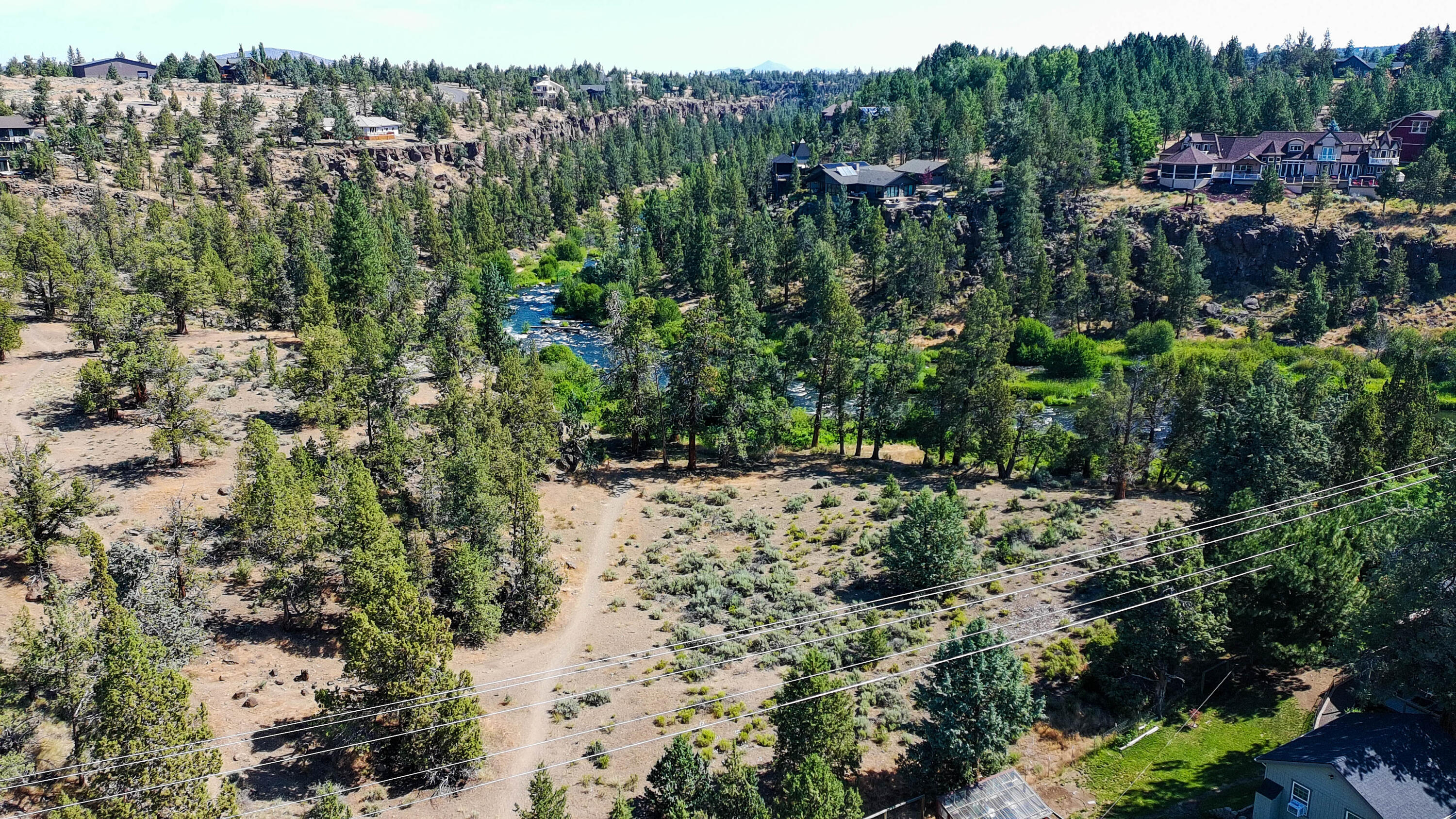 Desc Rvr Hmst Rimrk - Residential