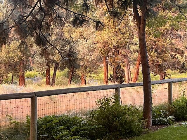 Desc Rvr Hmst Rimrk - Residential