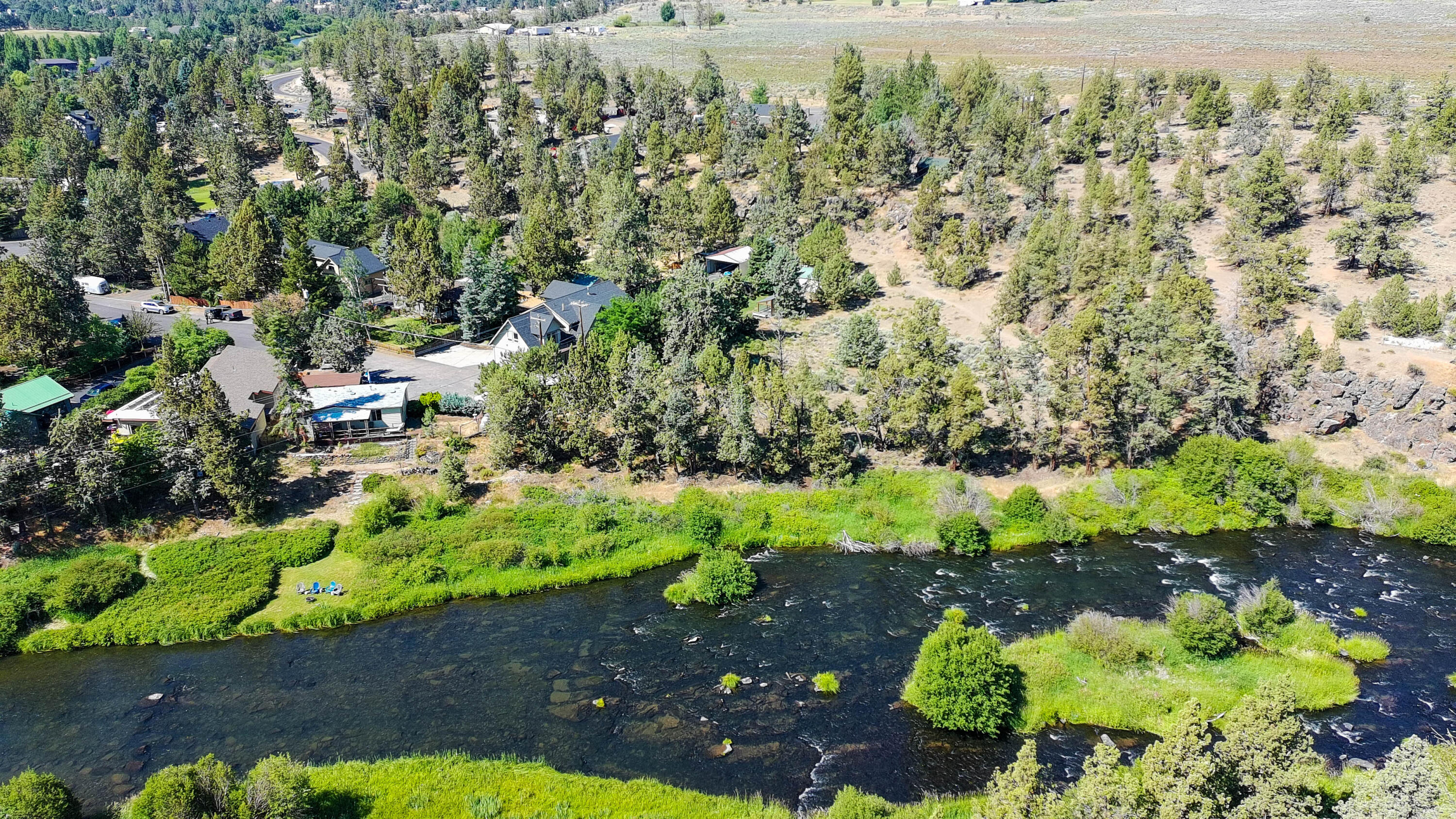 Desc Rvr Hmst Rimrk - Residential