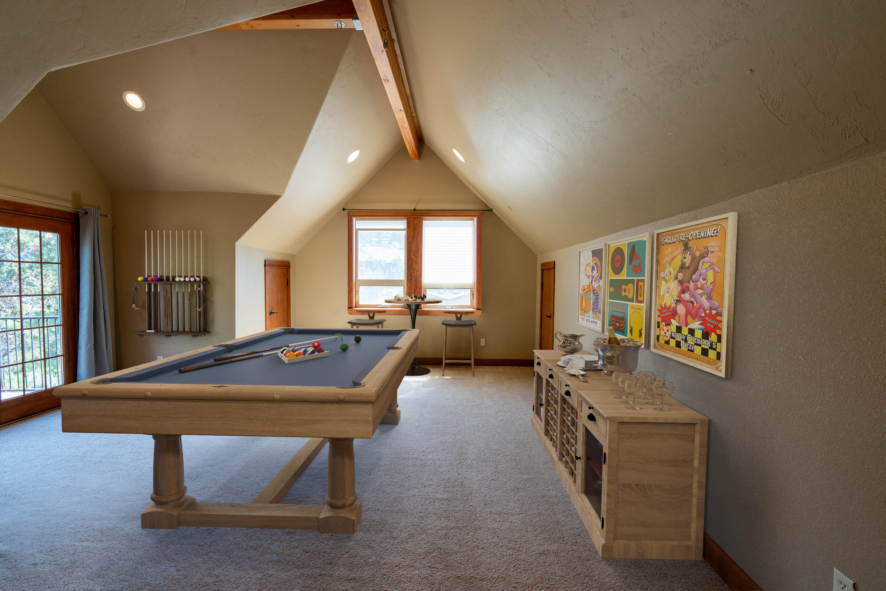 Desc Rvr Hmst Rimrk - Residential