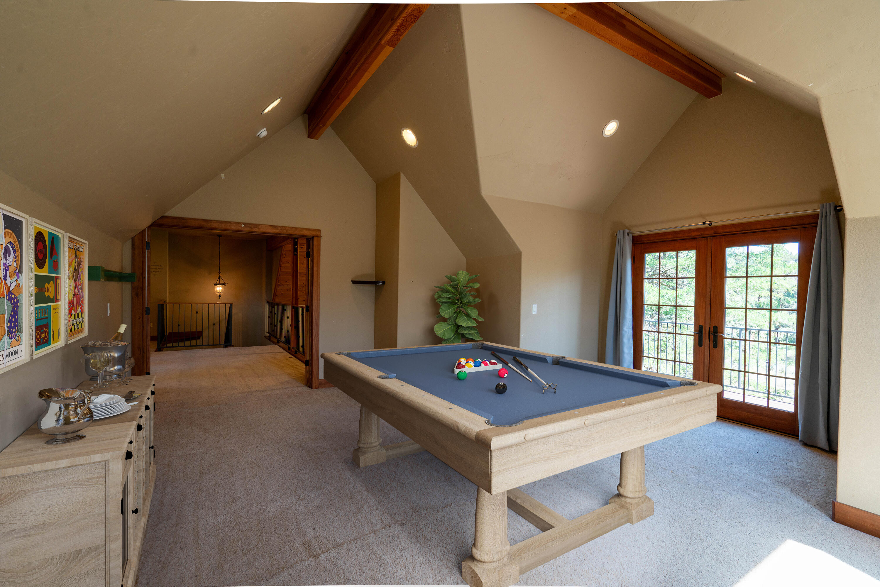 Desc Rvr Hmst Rimrk - Residential