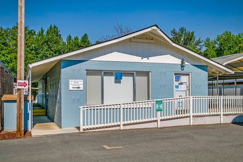 Tiny photo for 442 Ashwood Drive, Grants Pass, OR 97526 (MLS # 220214324)
