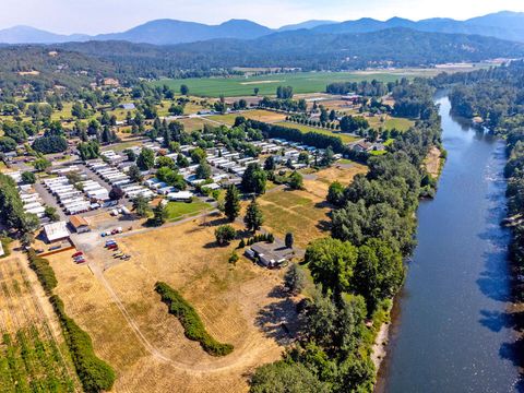 Tiny photo for 442 Ashwood Drive, Grants Pass, OR 97526 (MLS # 220214324)