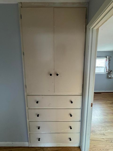 Tiny photo for 930 NW Canyon Drive, Redmond, OR 97756 (MLS # 220217093)