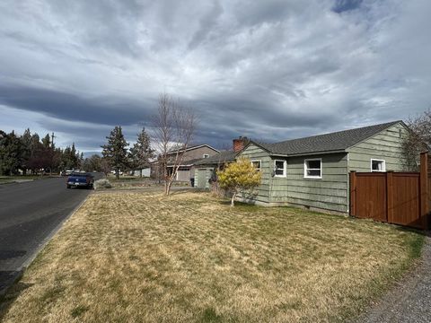 Tiny photo for 930 NW Canyon Drive, Redmond, OR 97756 (MLS # 220217093)